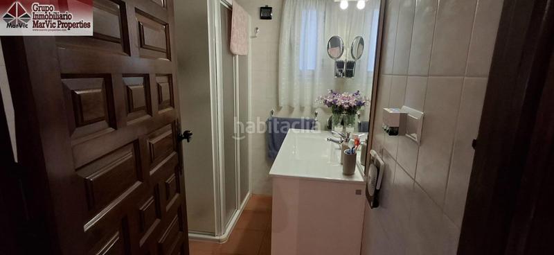 Foto bf26bbe7-adff-44c9-b836-67f7a527d020. Chalet con riscaldamento parcheggio piscina in Urbanizaciones Benidorm