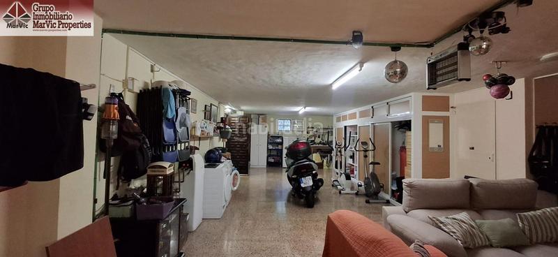 Foto c618b66c-29e7-474d-be73-2e8a9e5a3e8c. Chalet con riscaldamento parcheggio piscina in Urbanizaciones Benidorm