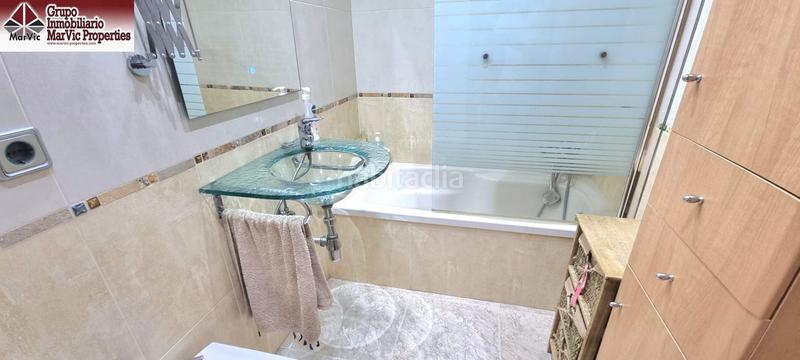 Foto 0fbf0ba7-5a95-4b20-bc24-887033b44db3. Apartamento  reformado con vistas al mar en levante, en Benidorm