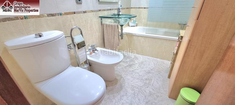 Foto 3290ea62-5402-4f89-8f27-fc88292ade0d. Apartamento  reformado con vistas al mar en levante, en Benidorm