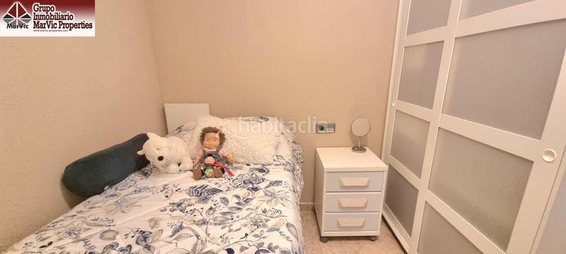 Foto f718db15-e992-4b22-a885-7100b8e70a66. Apartamento  reformado con vistas al mar en levante, en Benidorm