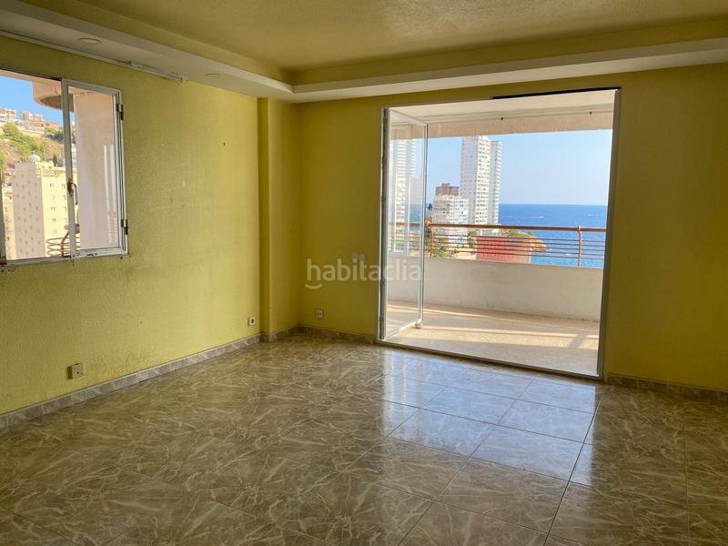 Foto f70b196f-142a-4b7f-8e8a-7aa72086994b. Apartamento amplio apartamento levante, a solo 20 metros del mar en Benidorm