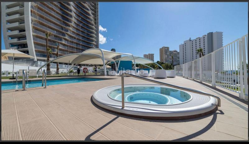 Foto acab5d5f-53f8-413c-a71c-b826770cb54c. Appartamento con riscaldamento parcheggio piscina in Benidorm