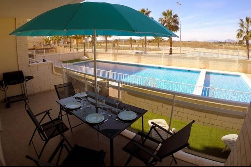 Foto 15df2f91-b7d7-428b-afe3-de991f13baff. Appartement avec parking piscine dans Puerto Deportivo Guardamar del Segura