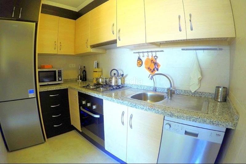 Foto dcb13ab3-f6ca-41a2-8ee9-d8f712277205. Appartement avec parking piscine dans Puerto Deportivo Guardamar del Segura