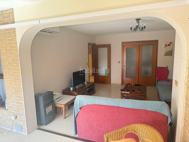 Foto a5b632ba-5533-427a-8d9d-07c82dfc295d. Appartement avec parking piscine dans Playa Poniente Benidorm