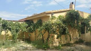Mas à Juzgados - Plaza de Toros. Casa con terreno en el de rincon de loix, benidorm, cerca de alf