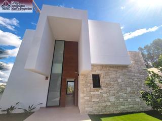 Chalet à Polop. Exclusivo chalet de obra nueva en polop  3 habitaciones, piscina