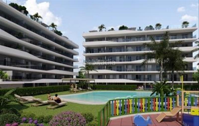 Foto 20f0276e-4974-4fcc-b7ab-ee69be869d3e. Attico con riscaldamento parcheggio in Playa Tamarit-Playa Lissa Santa Pola