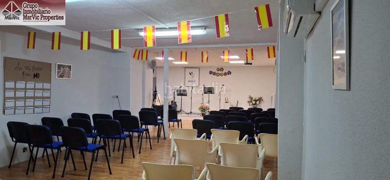 Foto 1747e073-d0be-46e4-8356-4af024e91d3a. Local comercial amplio local comercial con posibilidad de cambio a vivienda en Benidorm