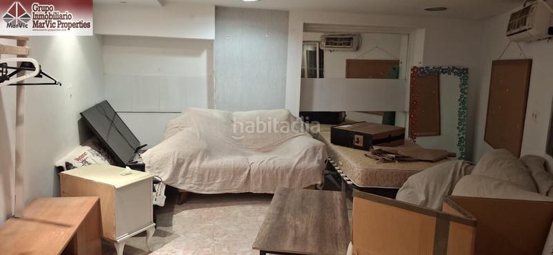 Foto bc4667aa-16dc-4c0b-81d4-7f3eb6e99703. Local comercial amplio local comercial con posibilidad de cambio a vivienda en Benidorm