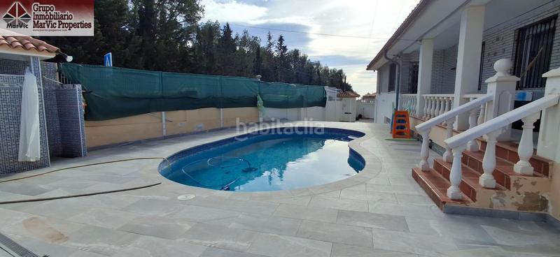 Foto bbf9b7d3-e8e2-4127-9ba5-87fc86870b42. Chalet mit parking pool in Coloma Nucia (la)