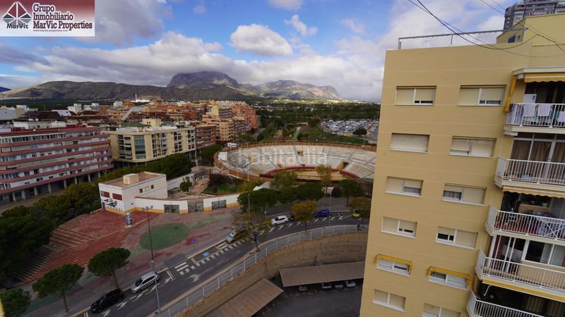 Foto 1e331a48-9504-4641-9fe0-8b30aa5a8cff. Pis amb aparcament a Juzgados - Plaza de Toros Benidorm