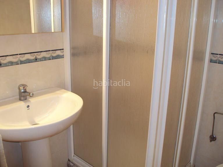 Foto 5d44b919-9998-40ba-94e2-a0eef0e920c8. Pis amb aparcament piscina a Playa Levante Benidorm