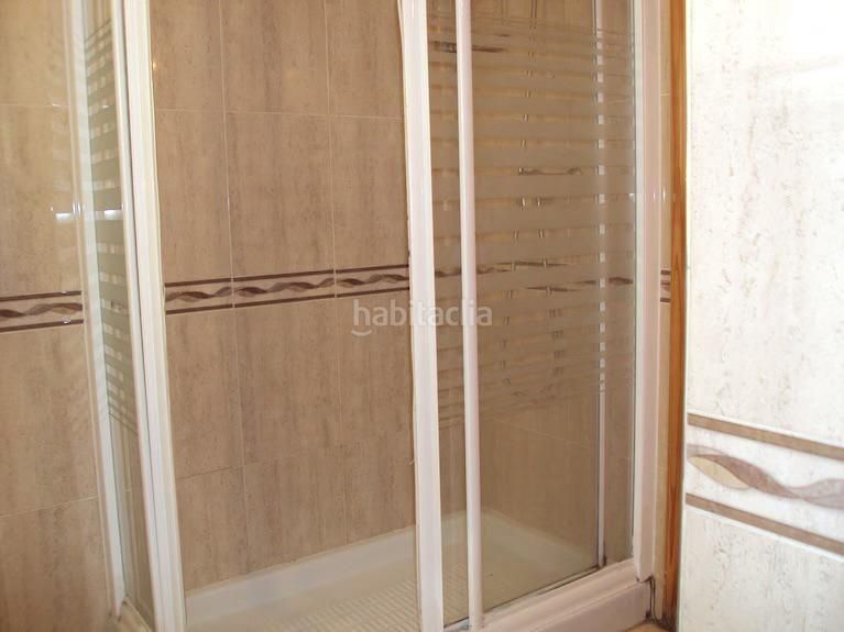 Foto d3783f4d-a390-424c-a528-78bc640ba8e1. Pis amb aparcament piscina a Playa Levante Benidorm