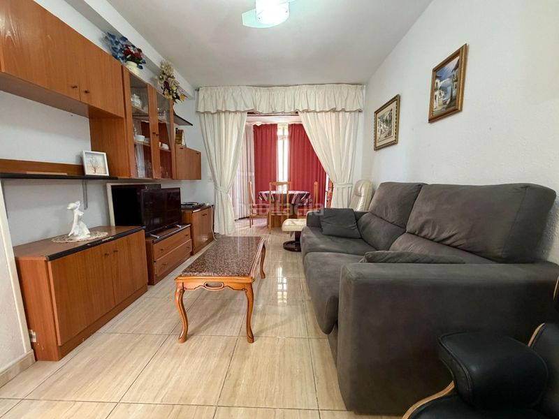 Foto a5713e69-7e53-4a72-a7fe-6bfea21fbc03. Apartament amb aparcament piscina a Levante Alto Benidorm