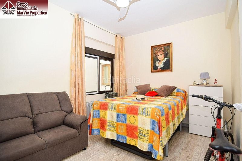 Foto d4a98064-286c-4b1b-9c51-432d747a3411. Pis a Centro Urbano Benidorm