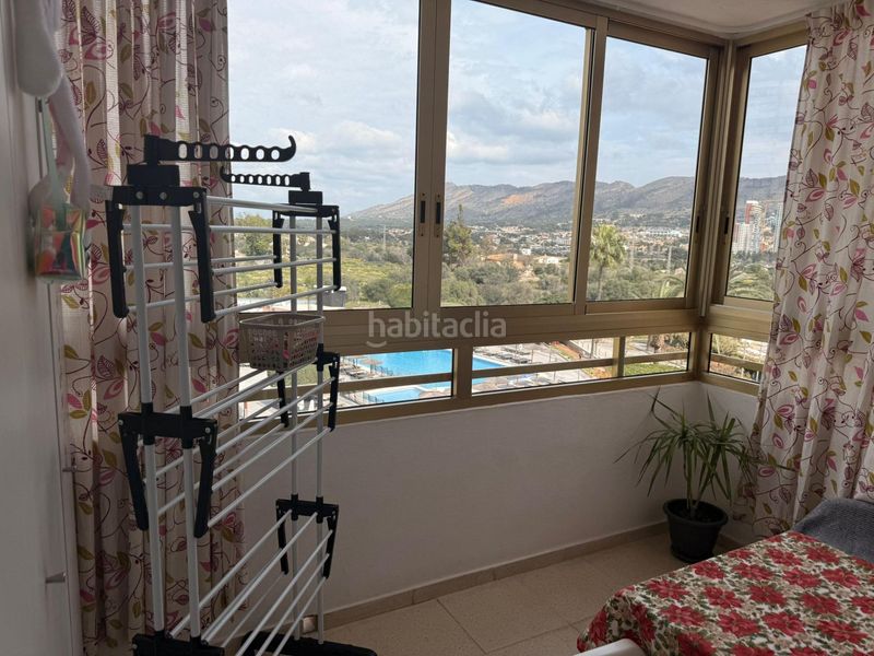 Foto 32e59238-4e26-4303-acfe-b5cb49e93711. Apartament amb aparcament piscina a Levante Alto Benidorm