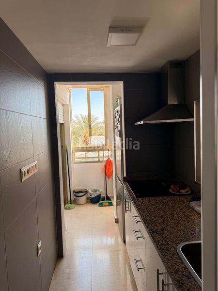 Foto 881b5ba4-5abd-4520-82ed-3687bdf10769. Apartament amb aparcament piscina a Levante Alto Benidorm