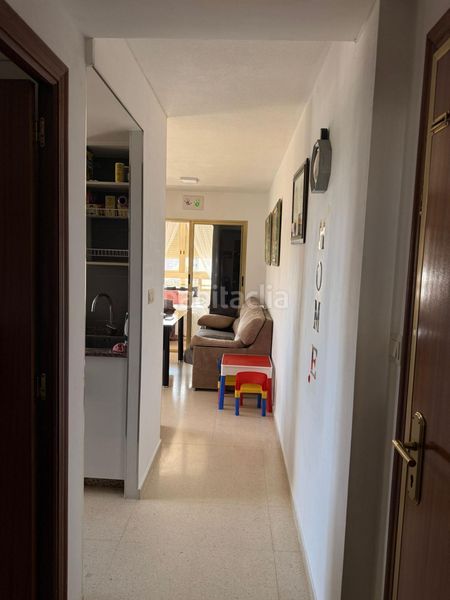 Foto 8c5f59b6-f4ab-4fcc-ba6a-d807a901e852. Apartament amb aparcament piscina a Levante Alto Benidorm