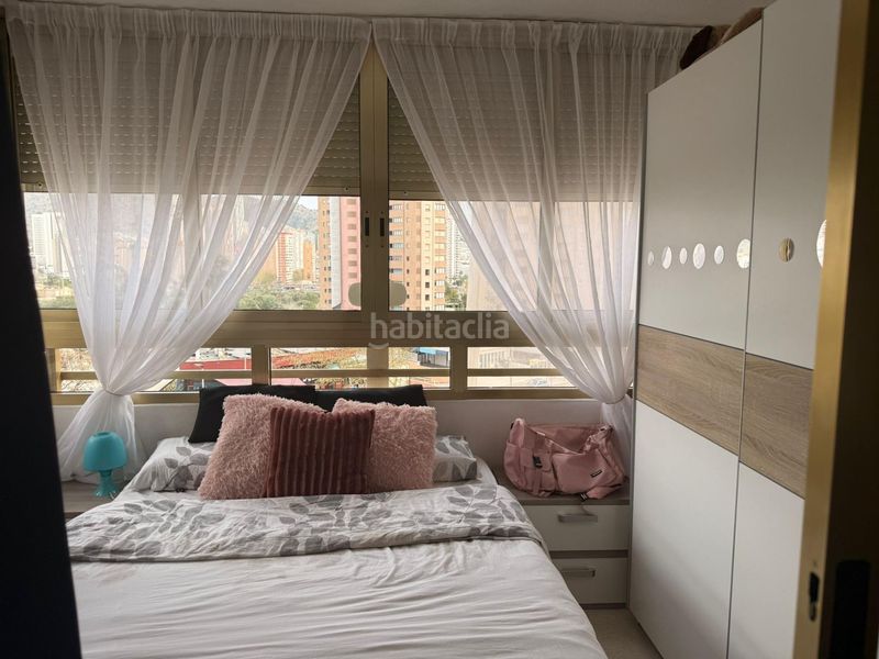 Foto 915283f8-dfb7-4c80-b4d4-2e3e4530d4e0. Apartament amb aparcament piscina a Levante Alto Benidorm