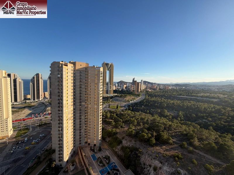Foto 7d9806a0-b5d2-41e3-a070-facdb25070a6. Pis amb aparcament piscina a Via Parque Benidorm