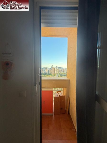 Foto f785f84b-1dd5-47e4-8840-e68c332bd546. Pis amb aparcament piscina a Via Parque Benidorm