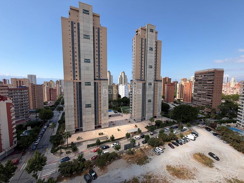 Foto f9a762bd-4793-4cac-8014-55be841f78d1. Pis amb aparcament piscina a Levante Alto Benidorm