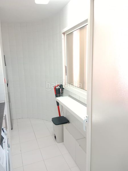 Foto 776c44ff-ede8-4130-bbd2-238138698ff1. Appartement mit parking pool in Rincón Alto Benidorm