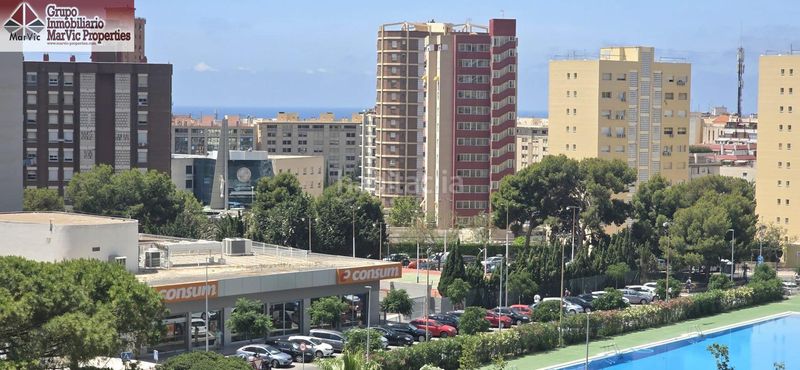 Foto f928c78f-c1cf-4c9b-94e8-0b5b59572dc3. Apartament amb piscina a Juzgados - Plaza de Toros Benidorm