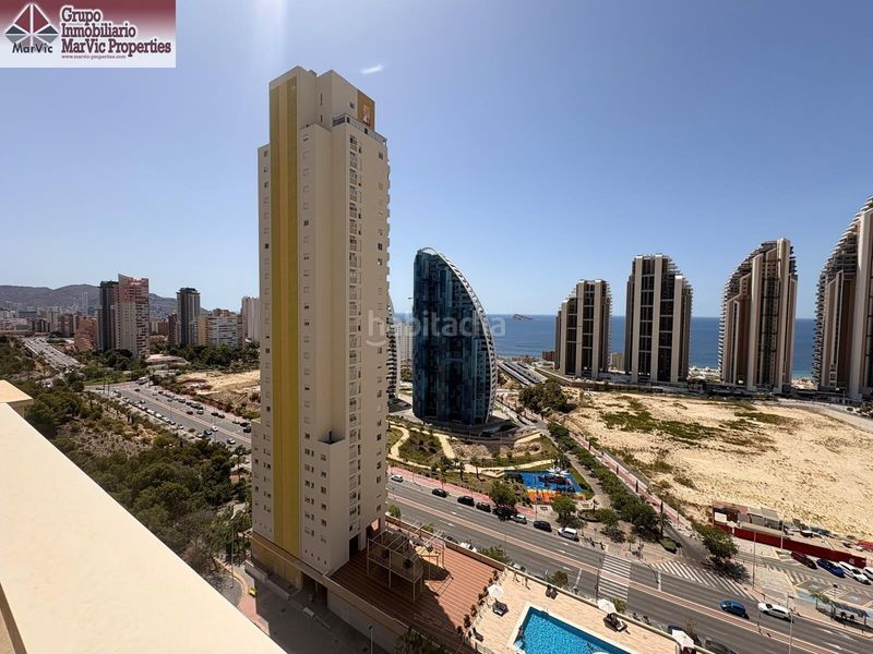 Foto 650fe8e9-5ed8-4981-bbe2-be0ebd38db19. Pis amb aparcament piscina a Via Parque Benidorm