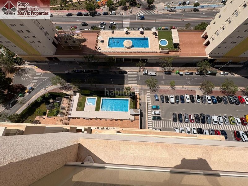 Foto 7fa5d6c1-b10b-443b-bc37-bd3d294b8040. Pis amb aparcament piscina a Via Parque Benidorm