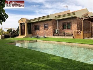 Chalet en Coloma. Impresionante villa  de lujo en la nucia