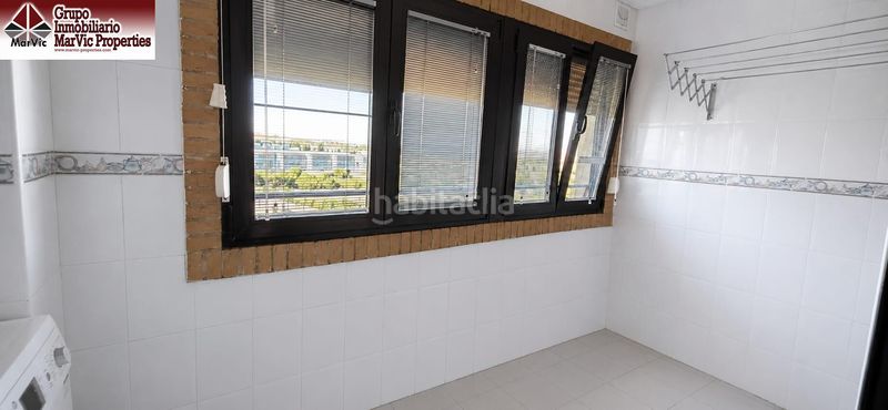 Foto cb3d3dbe-f13a-42fd-ac9c-bbd1104519ab. Pis amb aparcament piscina a Juzgados - Plaza de Toros Benidorm
