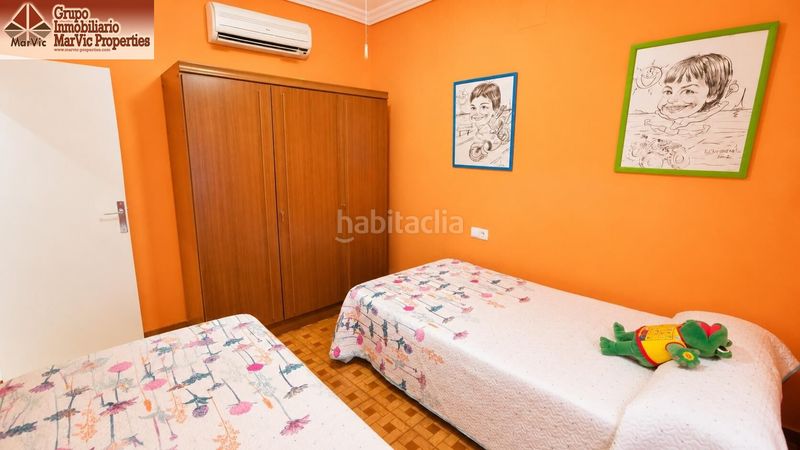 Foto cdbe9964-1b92-45d3-a389-a56b3d53e240. Pis amb calefacció aparcament a Centro Urbano Benidorm