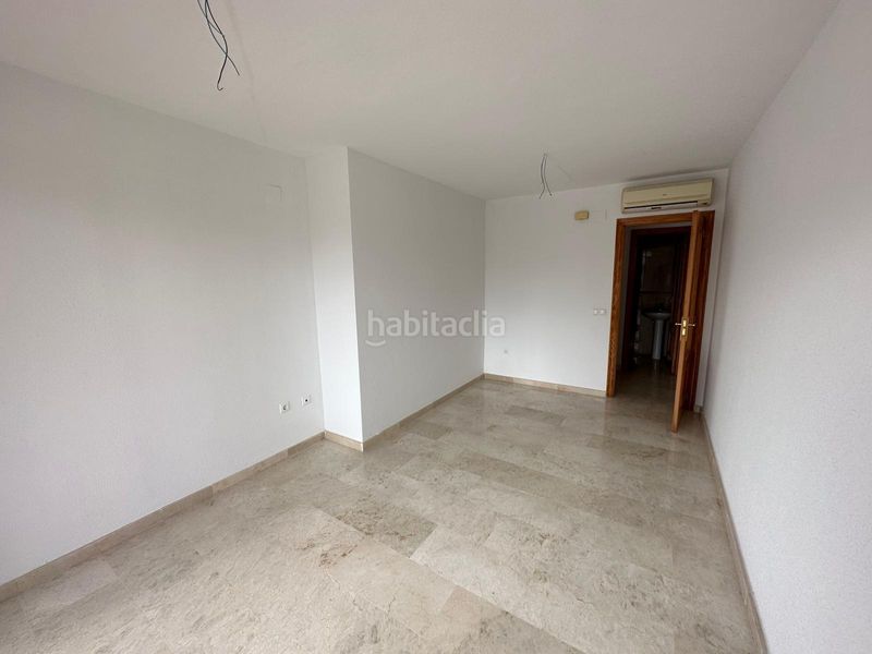 Foto 06dd5f3e-2cec-4b20-ba8b-c06b1c1c1e68. Apartament amb aparcament piscina a Rincón Bajo Benidorm
