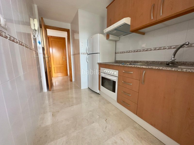 Foto 33670cfc-aa42-4380-8b07-89ebcf989b1a. Apartament amb aparcament piscina a Rincón Bajo Benidorm