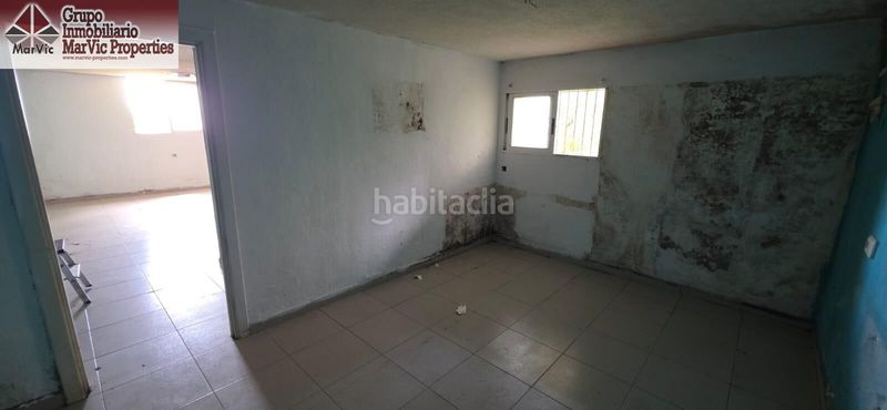Foto 11d76ad2-3179-46ee-8434-5a8991c7f7f2. Estudi amb aparcament a Playa Poniente Benidorm