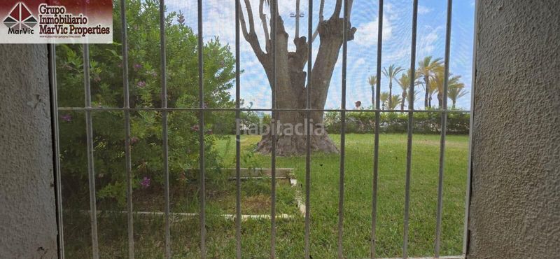 Foto d2b5275c-d57f-4420-b199-fa9d73360400. Estudi amb aparcament a Playa Poniente Benidorm