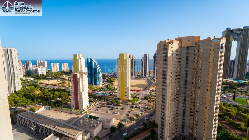 Foto e3ecf6a3-99ea-45c8-ac53-3fe7fa618e53. Pis amb aparcament piscina a Via Parque Benidorm