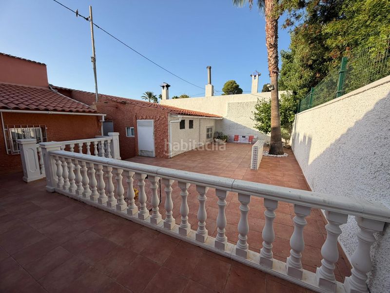 Foto 4c4f1ab7-cf13-45c2-941c-cde2aa49ba9a. Xalet amb aparcament piscina a Rincón Bajo Benidorm