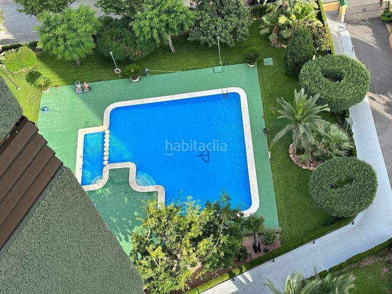 Foto 5192391d-91ac-40ec-8333-8e7d5da57251. Apartament amb aparcament piscina a Levante Alto Benidorm