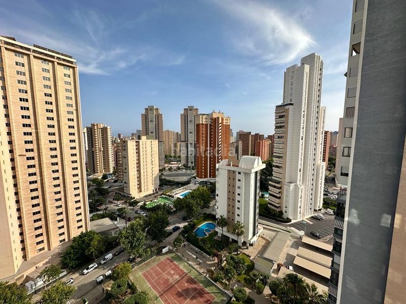 Foto 63f5c766-9308-4749-9cba-3a9d9108bd04. Apartament amb aparcament piscina a Levante Alto Benidorm