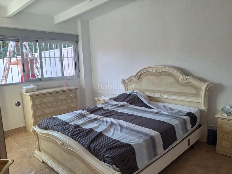 Foto b6e9c8e0-8947-448e-98c9-a812a546f959. Xalet amb aparcament piscina a Rincón Bajo Benidorm