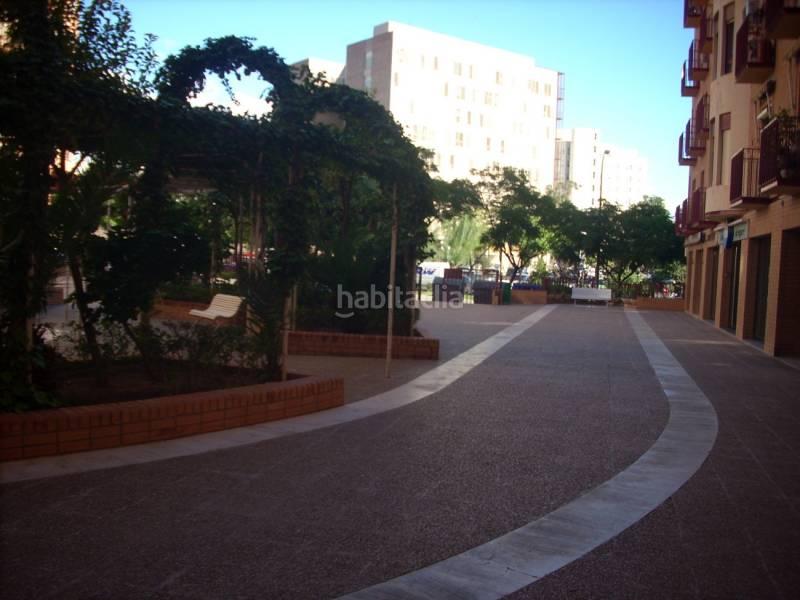 Foto 715d8941-e1ee-4d51-a3ea-ef4c2b1d96fb. Local comercial a Altozano - Conde Lumiares Alicante