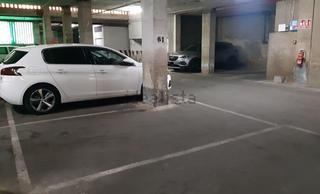 Aparcament cotxe a Altozano - Conde Lumiares. Se vende garaje  zona altozano
