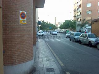 Parking voiture  Calle ceramica. Se vende garaje , facil acceso , cerca de hospital de alicante