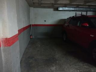 Aparcament cotxe  Calle rosello. Garaje estupendo en muy buena zona