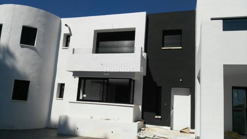 Foto 82b23b51-9f9a-47a7-b05b-7fe6a7da3191. Chalet con parcheggio piscina in Moravit-Cap Blanc Moraira