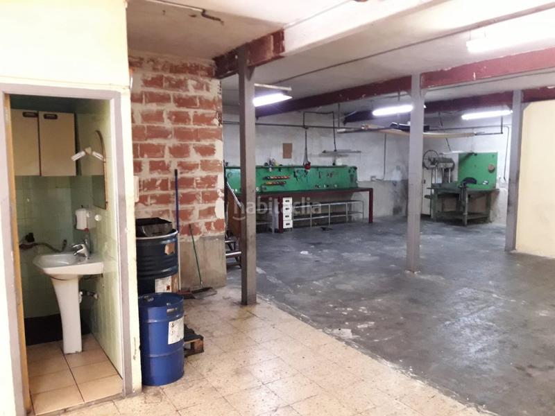 Foto a1003e47-3683-4560-8f28-92ad315f422b. Local comercial a Carolinas Bajas Alicante